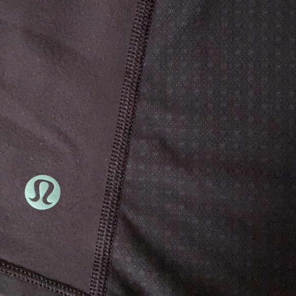 Lululemon Racerback Tank sz 4 - Picture 3 of 3